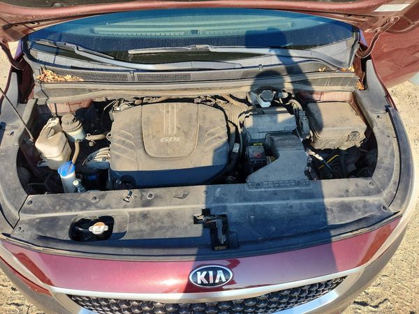 2017 KIA SEDONA LX