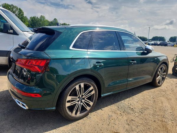 2018 AUDI SQ5 quattro Prestige