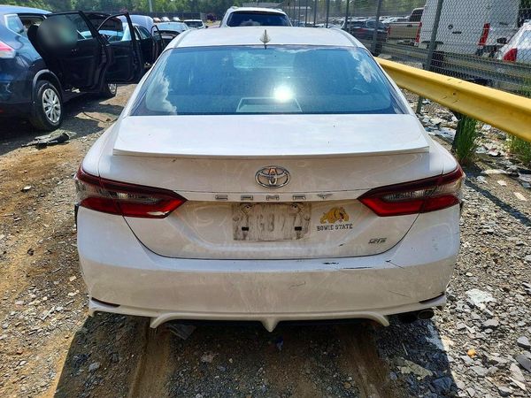 2024 TOYOTA CAMRY