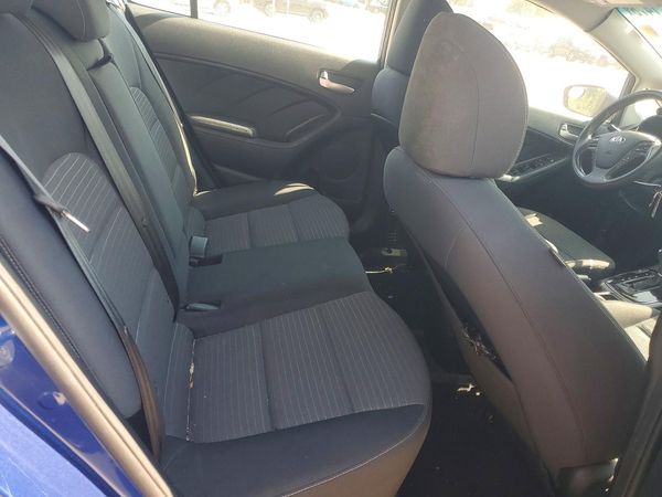 2017 KIA FORTE