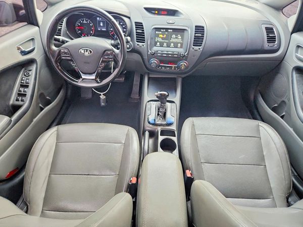 2017 KIA FORTE