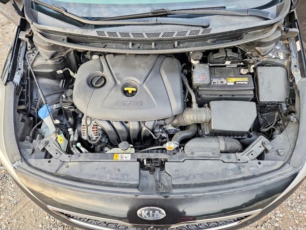 2017 KIA FORTE
