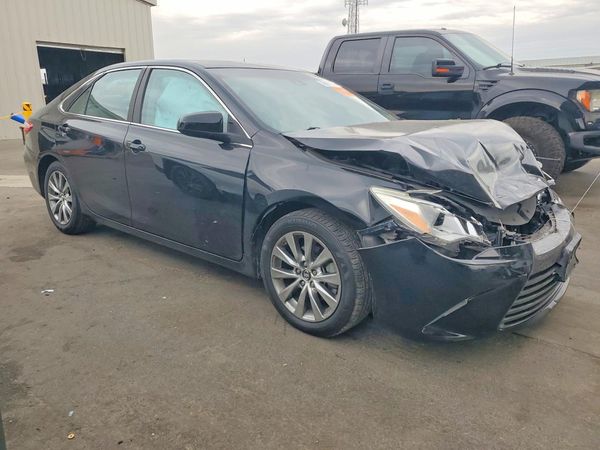 2017 TOYOTA CAMRY XLE/XSE