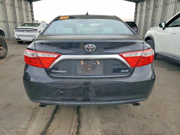2017 TOYOTA CAMRY XLE/XSE