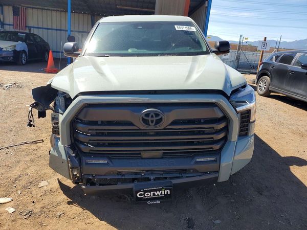2026 TOYOTA TUNDRA