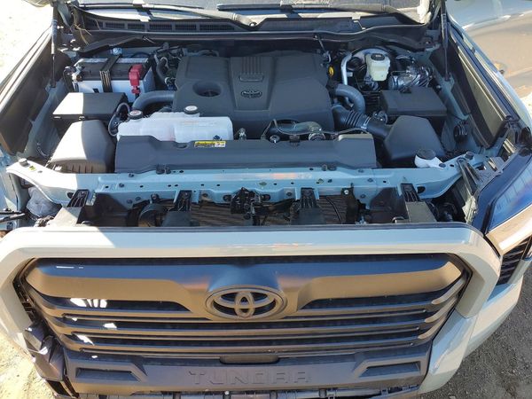 2026 TOYOTA TUNDRA