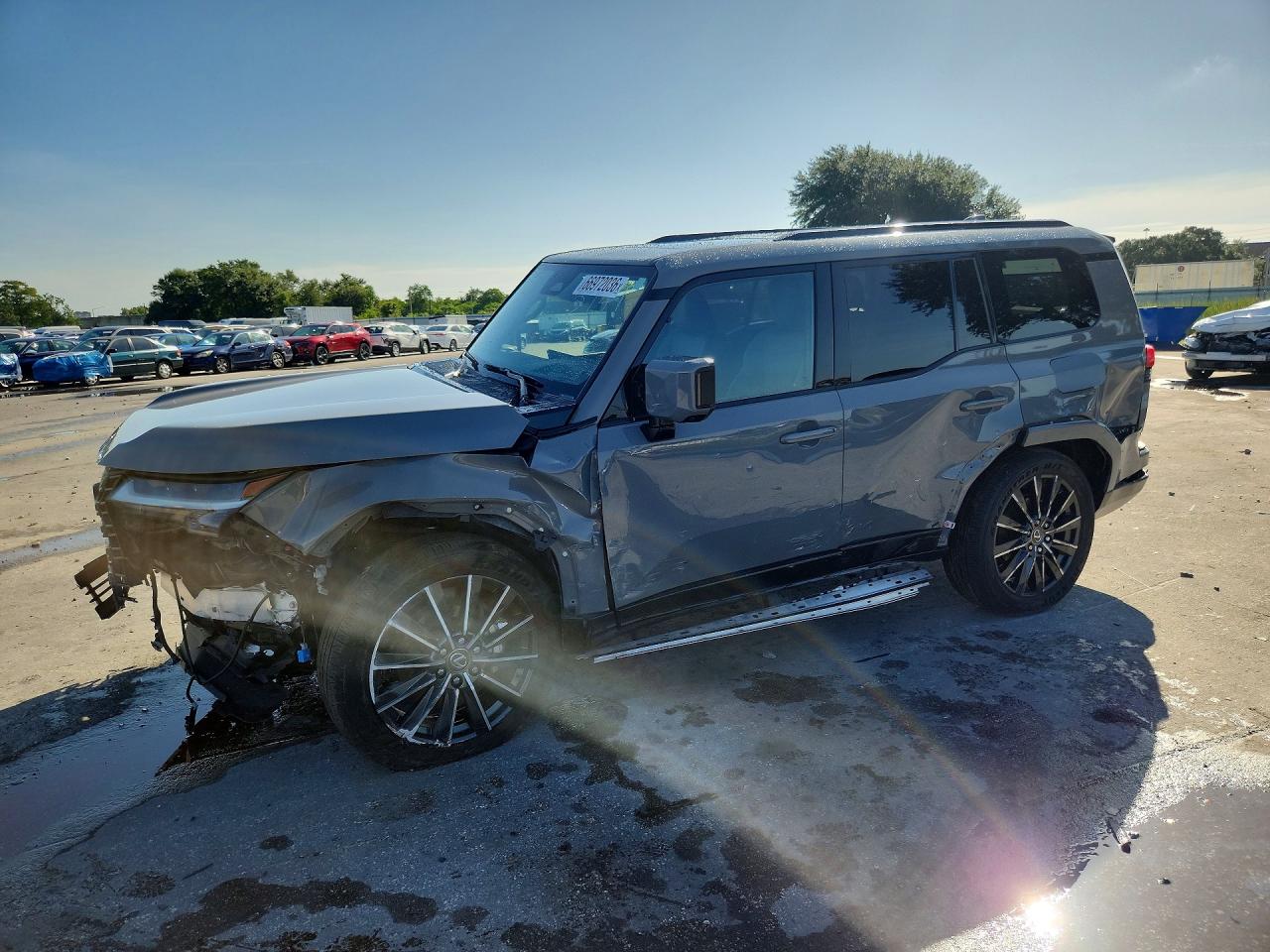 2025 LEXUS GX GX 550 — Front 3/4