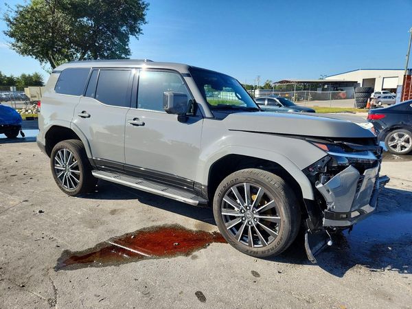2025 LEXUS GX GX 550 — Passenger 3/4