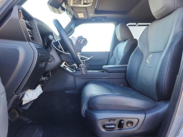 2025 LEXUS GX GX 550 — DENT