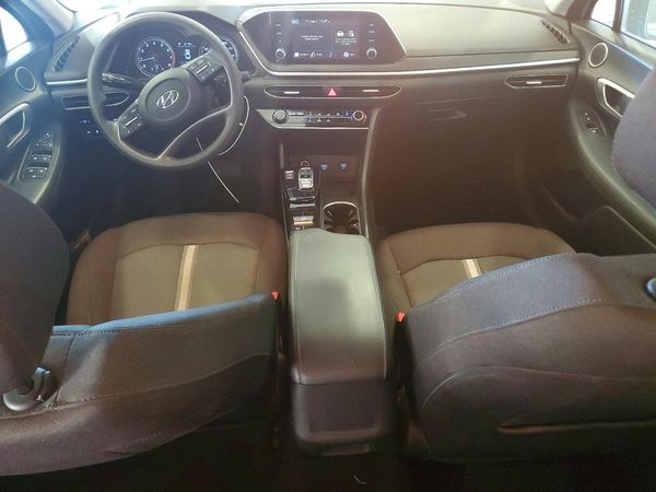2022 HYUNDAI SONATA SE