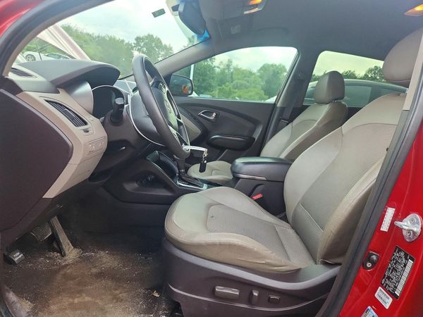 2015 HYUNDAI TUCSON GL (Middle-Low)