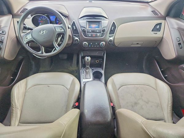 2015 HYUNDAI TUCSON GL (Middle-Low)