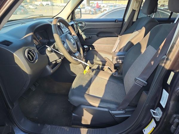 2014 JEEP PATRIOT Sport — DENT