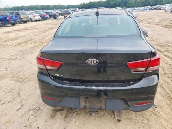 2018 KIA RIO
