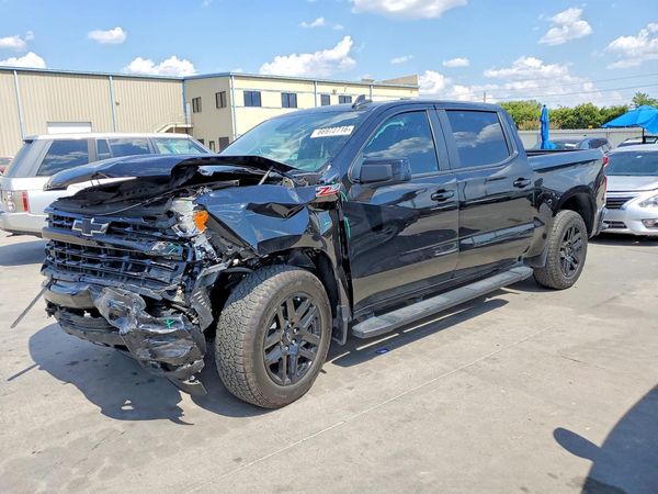 2024 CHEVROLET SILVERADO — DSFA — Front 3/4