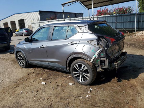 2020 NISSAN KICKS