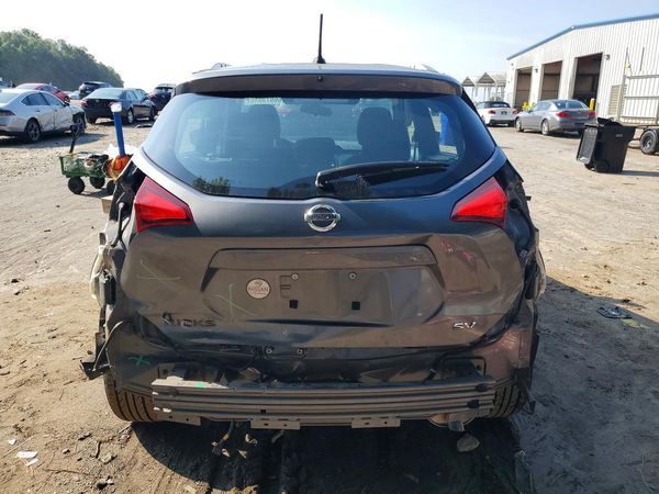 2020 NISSAN KICKS