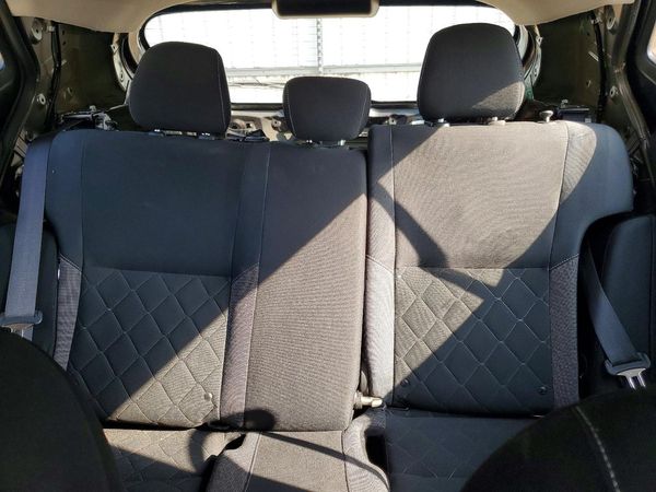 2020 NISSAN KICKS