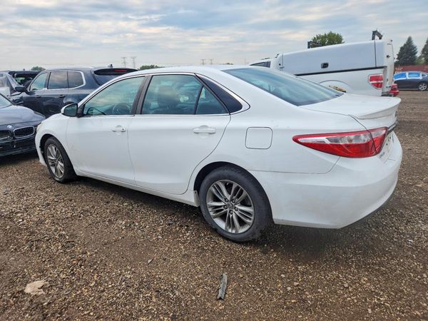 2016 TOYOTA CAMRY