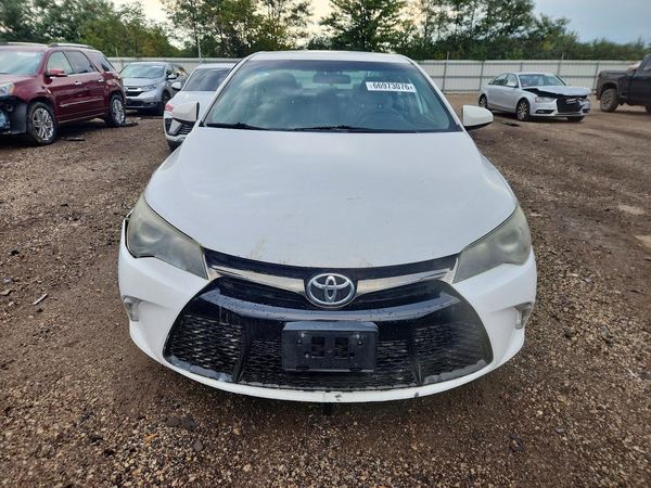 2016 TOYOTA CAMRY