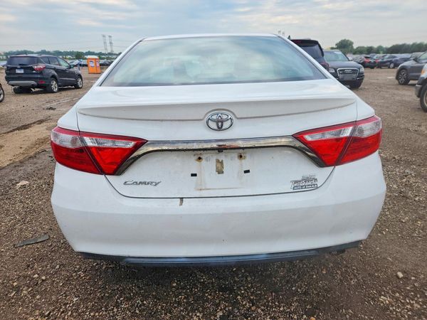 2016 TOYOTA CAMRY