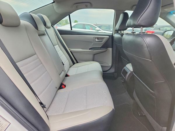 2016 TOYOTA CAMRY