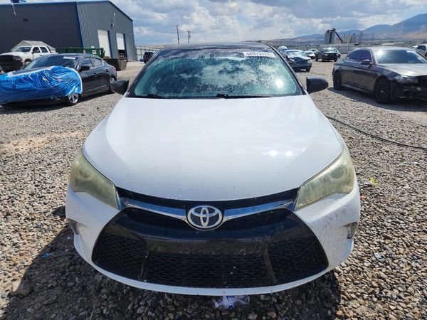 2016 TOYOTA CAMRY