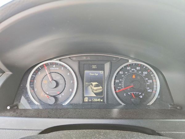 2016 TOYOTA CAMRY