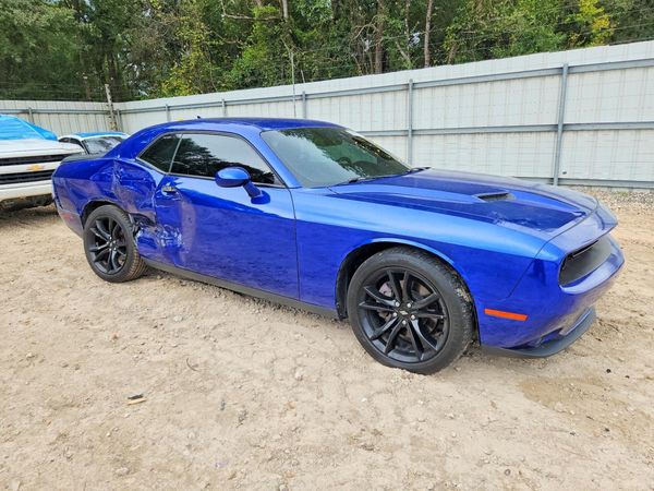 2018 DODGE CHALLENGER SXT
