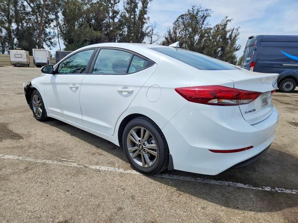 2018 HYUNDAI ELANTRA