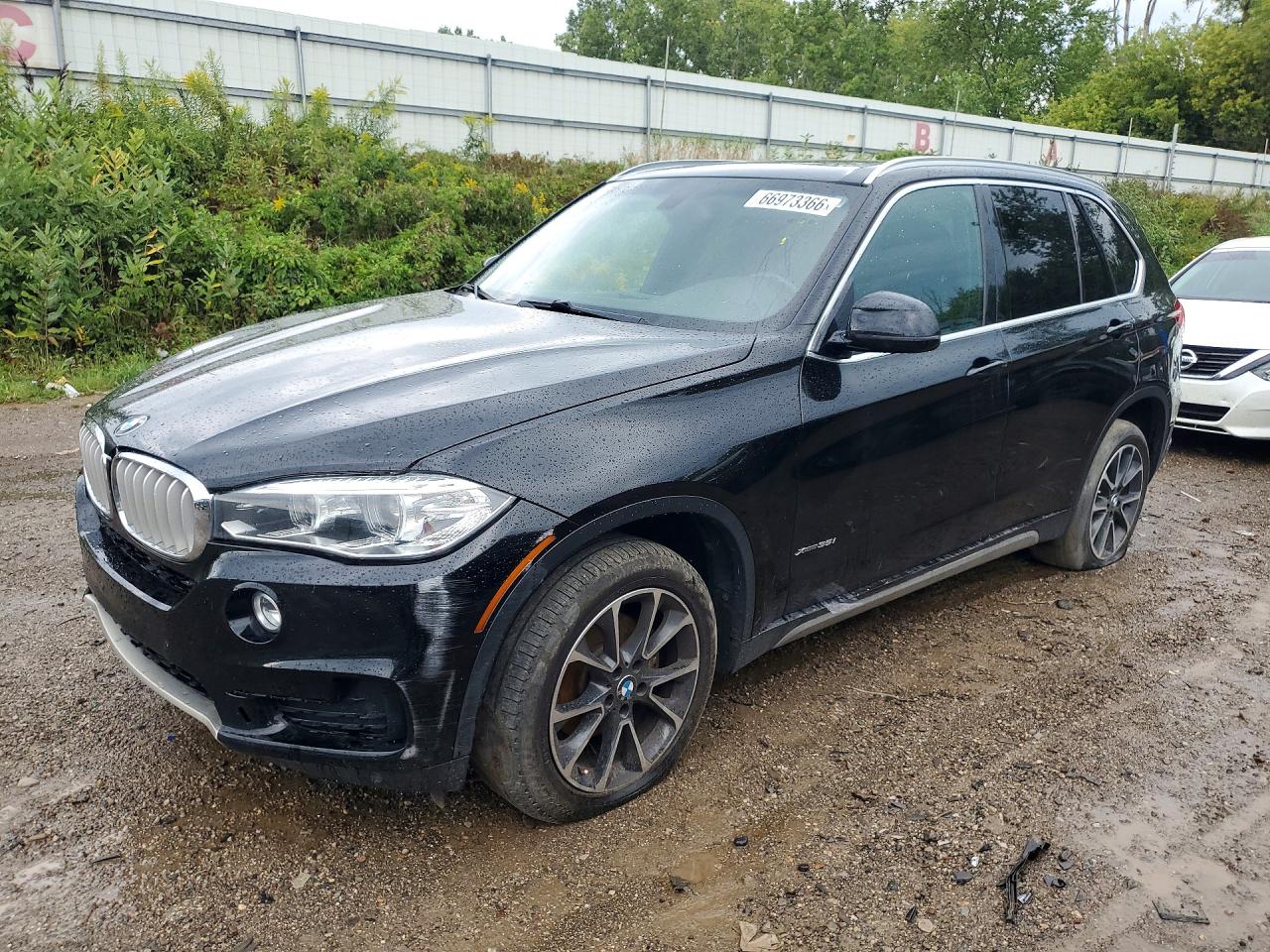 2017 BMW X5 xDrive35i — Front 3/4