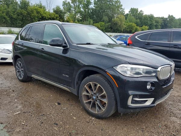 2017 BMW X5 xDrive35i — Passenger 3/4