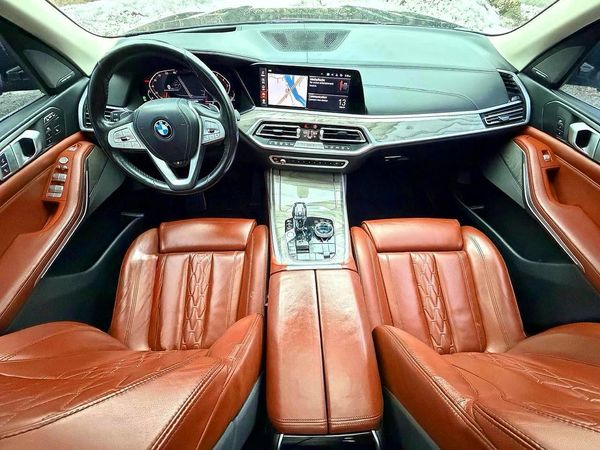 2019 BMW X7 xDrive40i