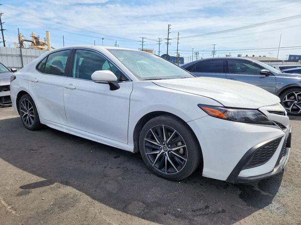 2023 TOYOTA CAMRY SE — Passenger 3/4