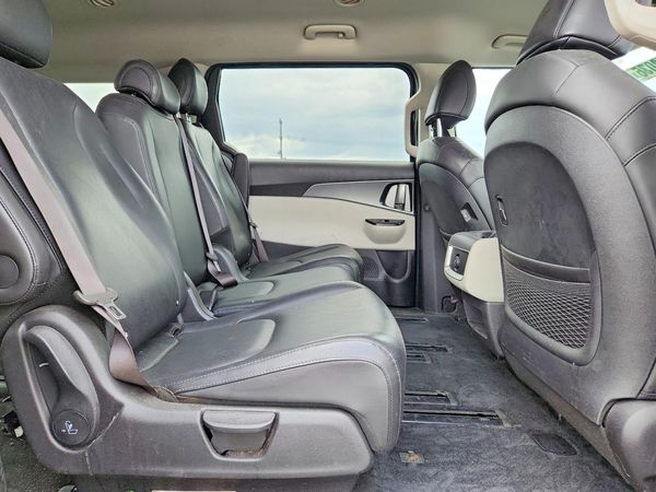 2022 KIA CARNIVAL