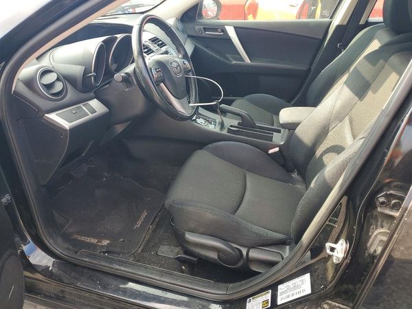2012 MAZDA MAZDA3 Touring/GS