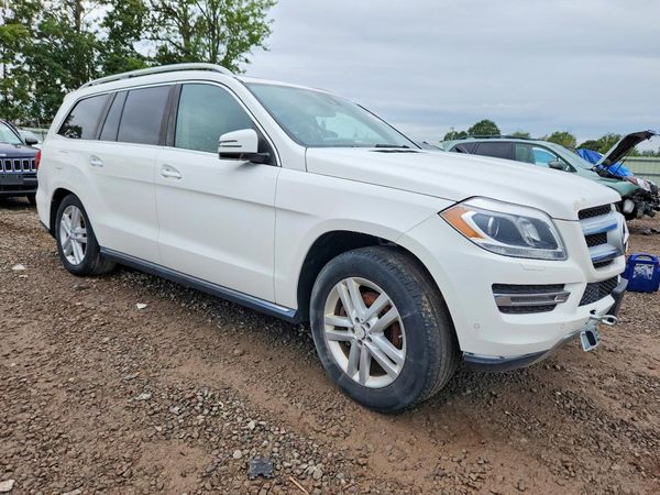 2014 MERCEDES-BENZ GL-CLASS GL450 4MATIC — Passenger 3/4