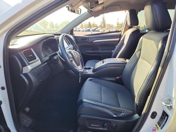 2016 TOYOTA HIGHLANDER Base/Hybrid