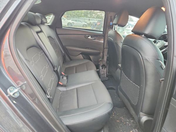 2022 KIA FORTE GT Line