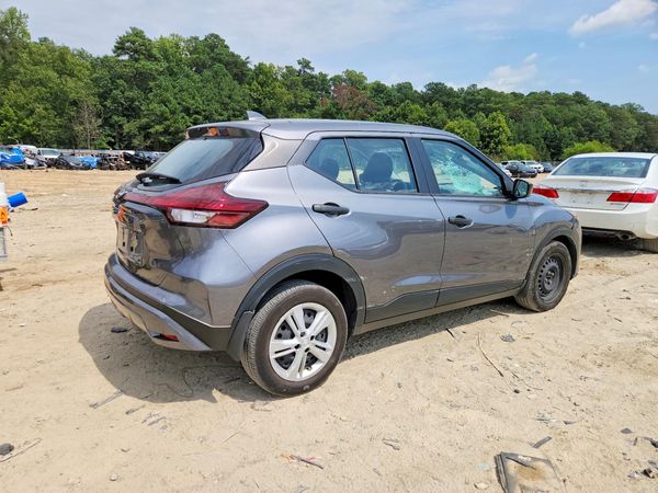 2024 NISSAN KICKS