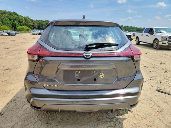 2024 NISSAN KICKS