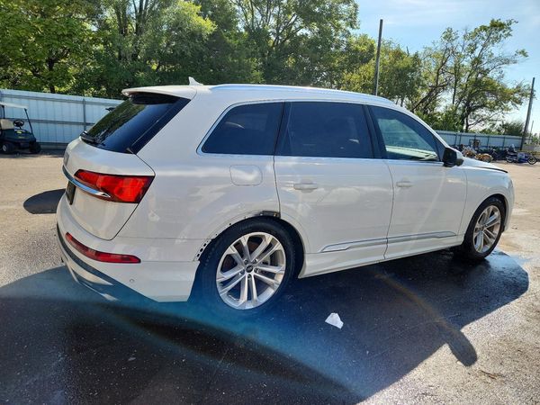2025 AUDI Q7