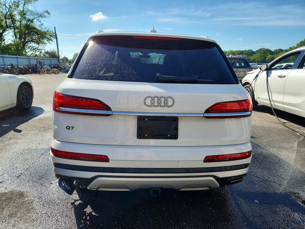 2025 AUDI Q7