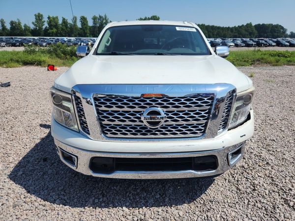 2018 NISSAN TITAN