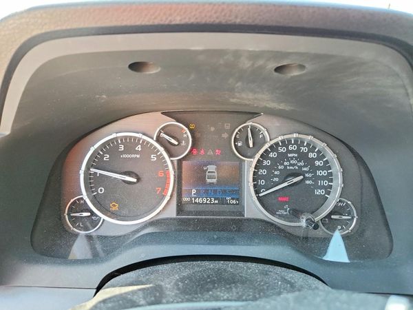 2017 TOYOTA TUNDRA SR5