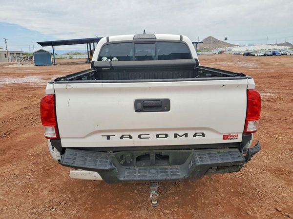 2017 TOYOTA TACOMA SR/SR5