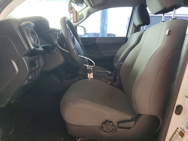 2017 TOYOTA TACOMA SR/SR5