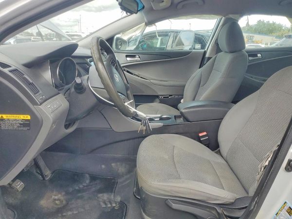 2012 HYUNDAI SONATA Middle-low level