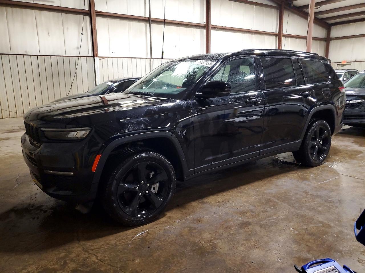 2024 JEEP CHEROKEE Limited — Front 3/4