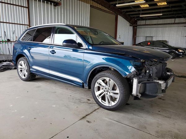 2022 AUDI Q7